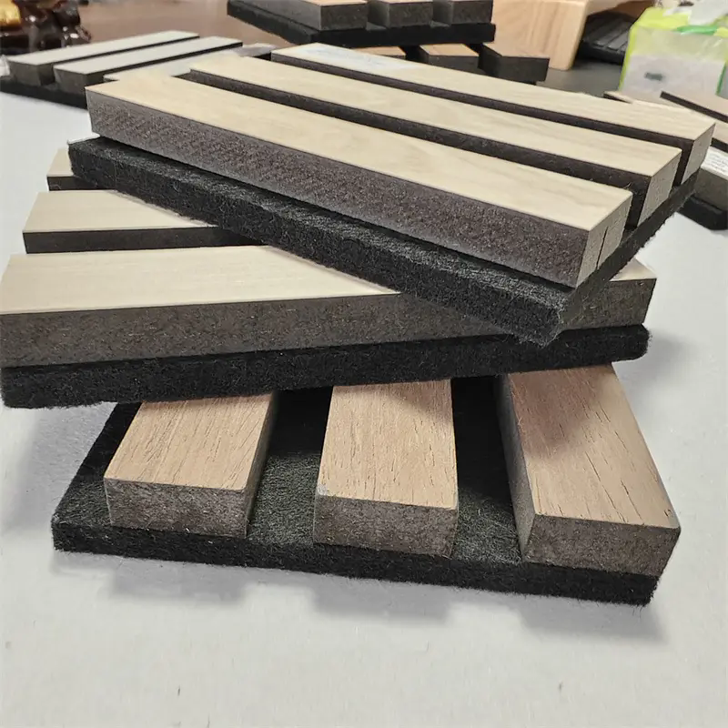 Vad gör högkvalitativa akustiska paneler viktiga för bullerkontroll?